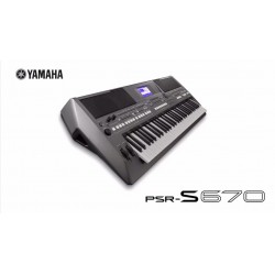 YAMAHA PSR S670 WORKSTATION